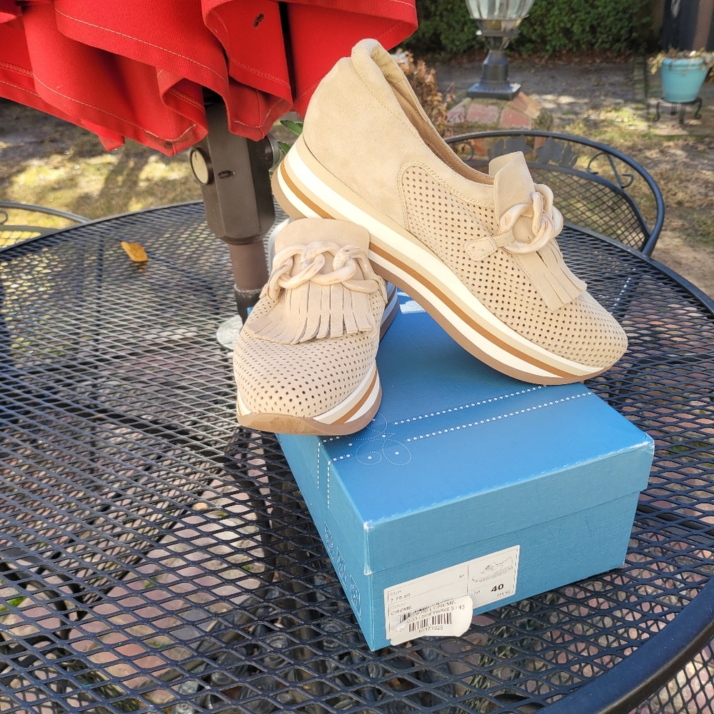 Softwaves Shoes